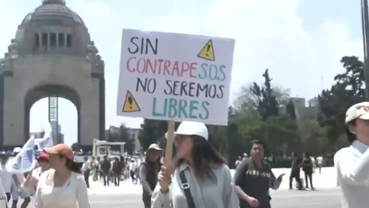 Se lleva a cabo marcha en defensa del Poder Judicial en CdMx