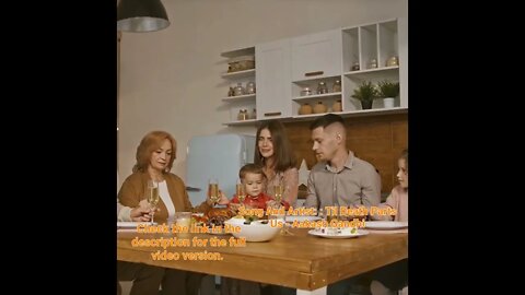 Thanksgiving 2022 | Family Praying #thanksgiving2022 #shorts #short #food #eating 30 Seconds #2