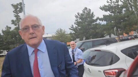 Billionaire Shows How To Deal With A Frauditor