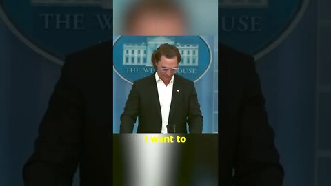 Matthew McConaughey punches the podium #Shorts