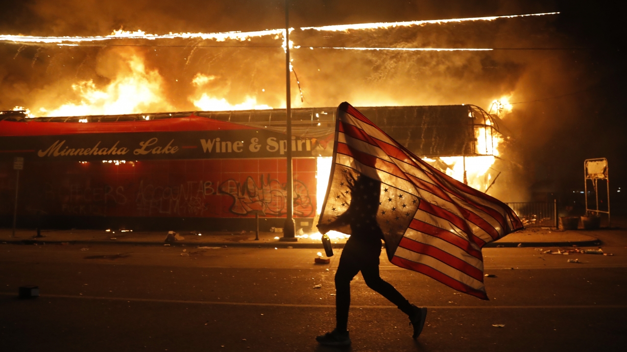 After More Violent Protests, Minnesota Officials Ask For Calm