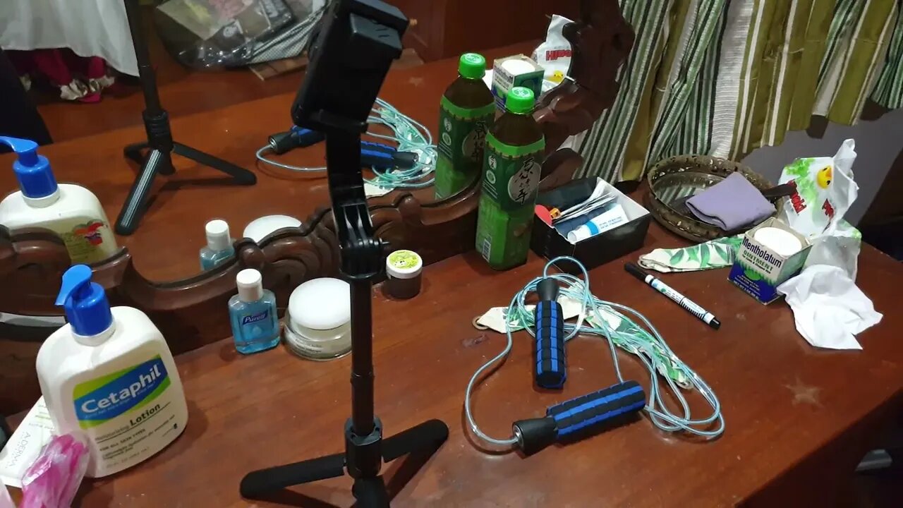 my $20 1-axis gimble phone stand