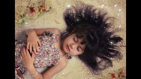 Photos of a handsome Iranian girl