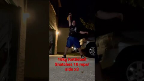 #fitness 16kg Kettlebell Snatches 10reps/ arm 3 sets #shorts