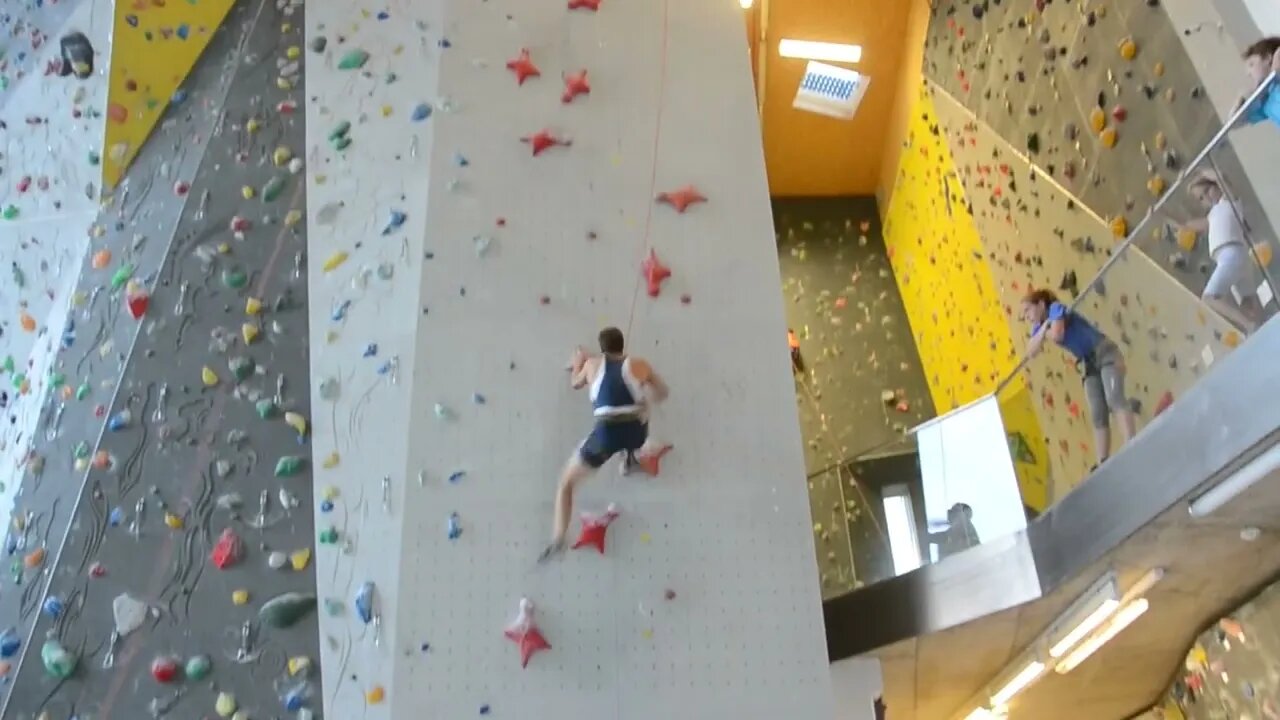 Speed Climbing World Record in training 6 02s