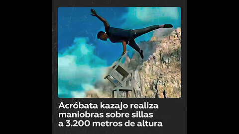 Un kazajo impacta con acrobacias extremas a 3.200 metros de altura