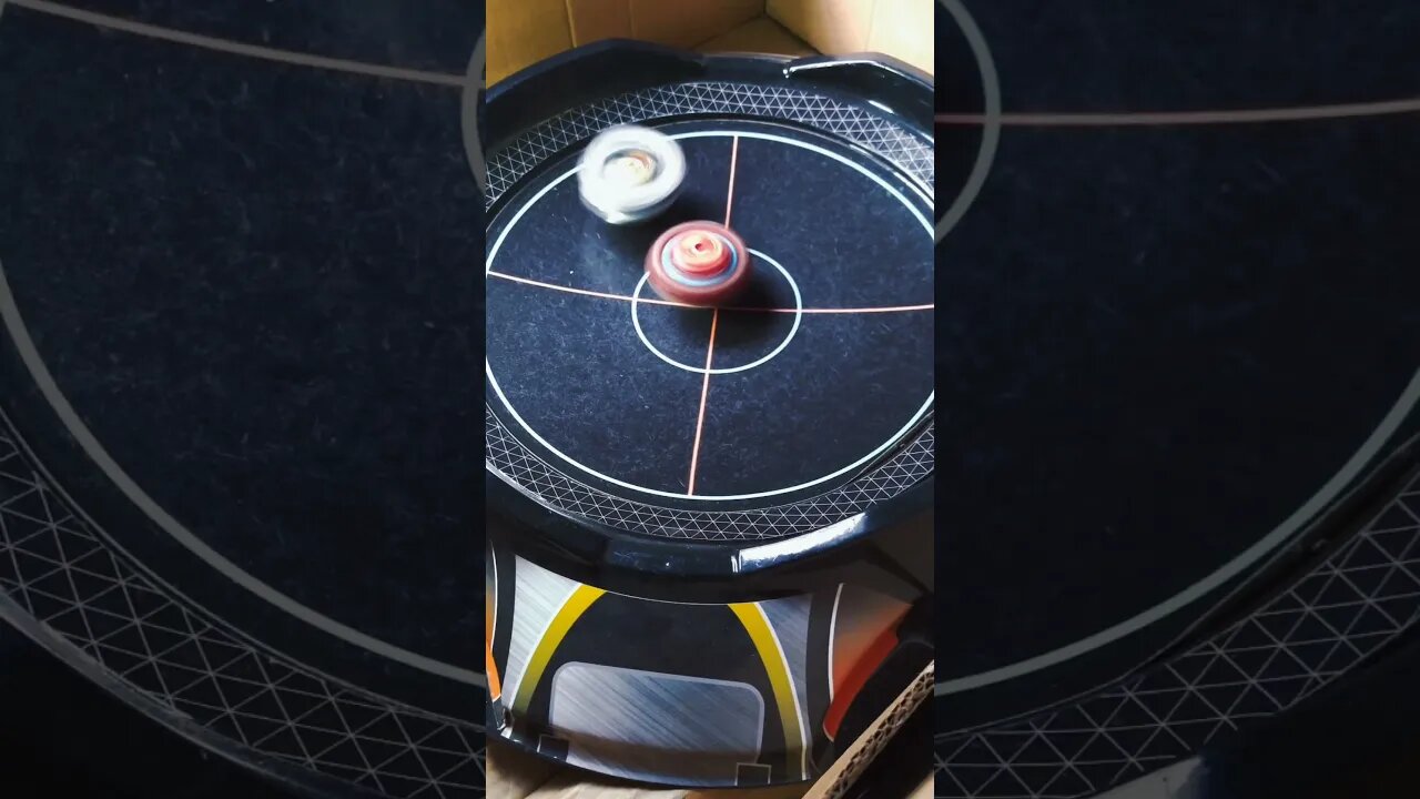 batalha de beyblade spriggan vs raphael #batalhadebeyblade