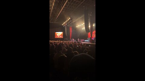 How to Get Kicked Out of a Limp Bizkit Concert in 5 Seconds