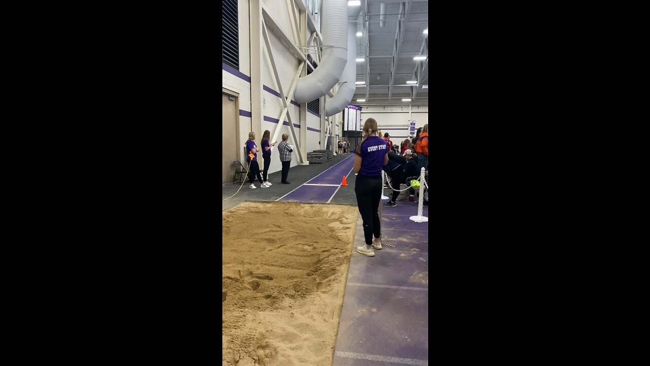 2022 March Long Jump 17'9" Maddie Hogan