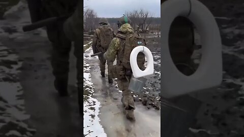 Ukrainian Soldier Carries Toilet Sear #youtubeshorts #youtube #funny #funnyvideo #ukraine #russia