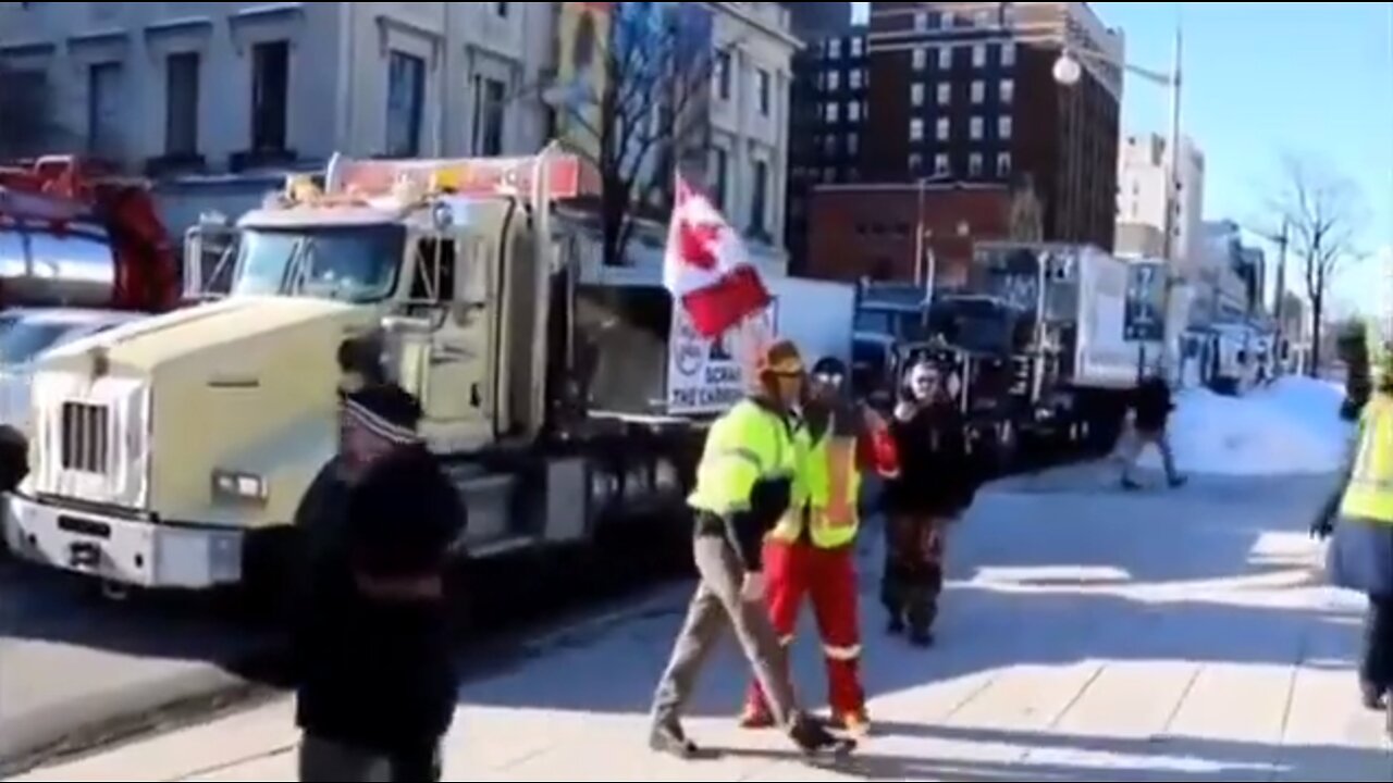 Mockingbird Media Blackout Of Canada: Truckers Push Through Into Ottawa & It's Glorious!