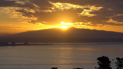 CatTV: CATRISE Sunrise from San Diego on Feb 20, 2023. Powerful!