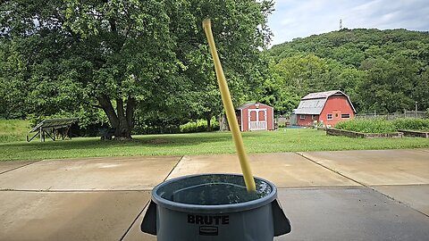 Slow Motion Wiffle Ball Bat Drop / Splash