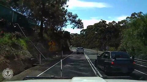 Dash Cam Footage Cudlee Creek Rd
