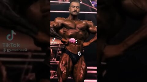 LISTEN TO MIND. #ZYZZ #BODYBUILDING #AESTHETICS