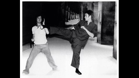 Cross kick Studio Films Bruce Lee Way of The Dragon