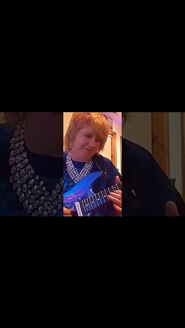 Funky guitar Solo- Cari Dell- Female lead guitarist #guitarshorts #smoothjazz