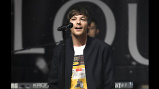 Louis Tomlinson sells Hollywood Hills home for a $900k loss.
