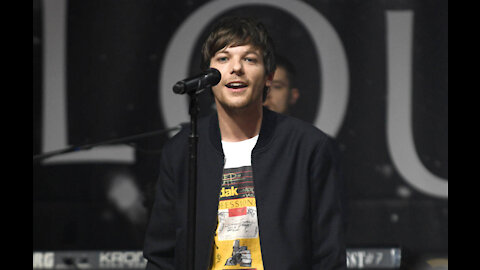 Louis Tomlinson sells Hollywood Hills home for a $900k loss.