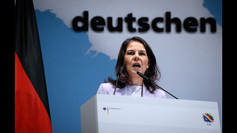 LIVE: Außenministerin Baerbock nimmt an Podiumsdiskussion teil