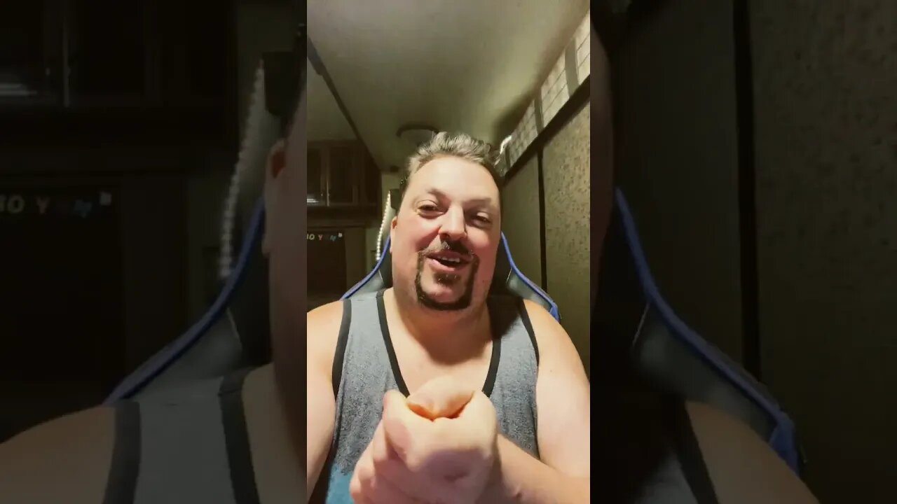 He Splashed Himself In The Face 💦 🤣