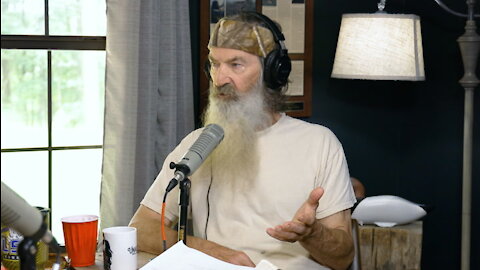 Phil Robertson's Answer to Police Brutality and Mob Violence | Ep 97