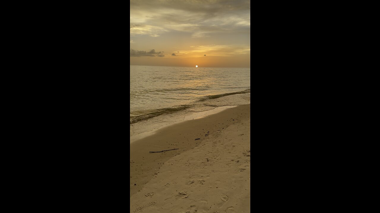 Tigertail Sunset Just Before Green Flash! #GreenFlash #Sunset #SunsetKing #SunsetLover #4K