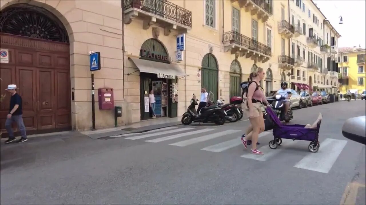 Verona Erbe Square - # 250