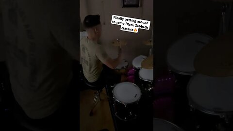 Paranoid - Black Sabbath Drum Cover