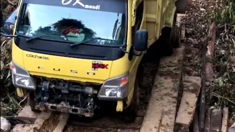 truck almost overturned