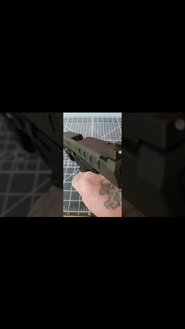 Pawn Shop finds...Beretta APX