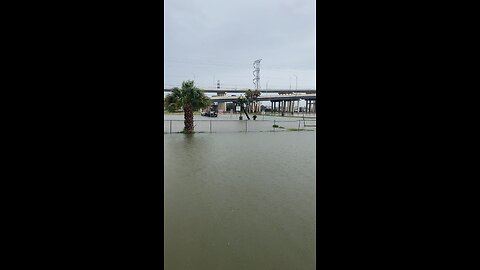 Alberto at 5pm Kemah TX