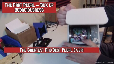 The Fart Pedal - A Hilarious and Immature Noise Maker - Unboxing