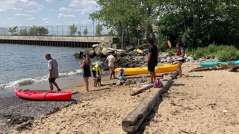 Free Kayaking (Red Hook Boaters in Brooklyn, NYC)