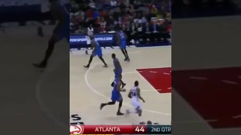 Carroll to Bazemore (Lob City)#shorts