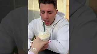 TESTAM NOUA BAUTURA DE STARBUCKS #oguritamica #mancare #mancaciosul
