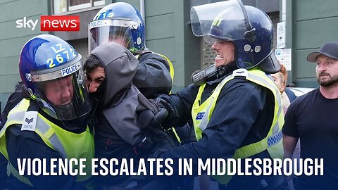 UK riots: Violence escalates in Middlesbrough as rioters confront police | NE