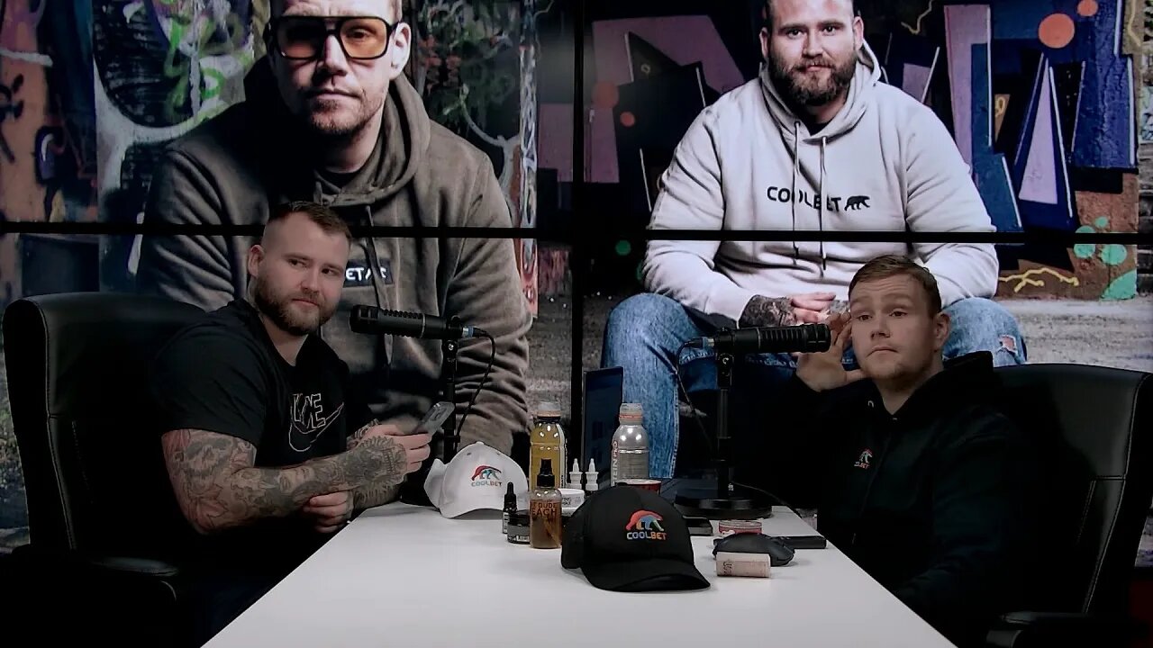 Götustrákar | S01E72 | Ronni Gonni klessir á: "Mér leið eins og hálfvita"