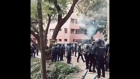 Bangladesh army, student protest