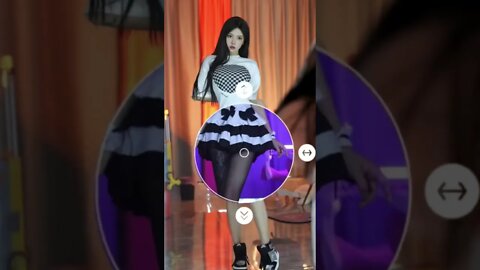 Beautiful Chinese Girl Gets A Second Look