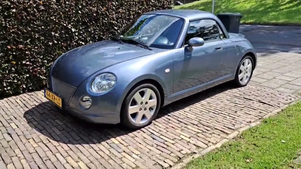 Introduction Daihatsu Copen 1.3 L880 1st gen 1 EUROPEAN details exterior, interior & functionality