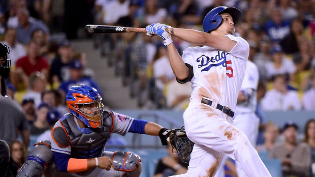 Corey Seager Bombs 3 Homers Against the Mets
