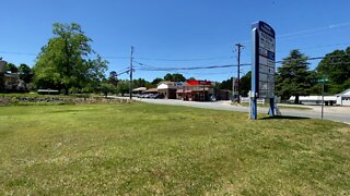 Walk and talk tour of the Alamance, NC, town center - Small Towns - Cities - Vlogging America