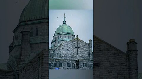 Olha que linda essa Cathedral de Galway - Irlanda🇮🇪. que tal conteúdos assim? 🤘🏻😁 #travel #irlanda