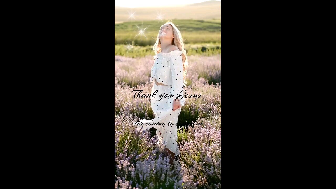 Praise the living Lamb of God