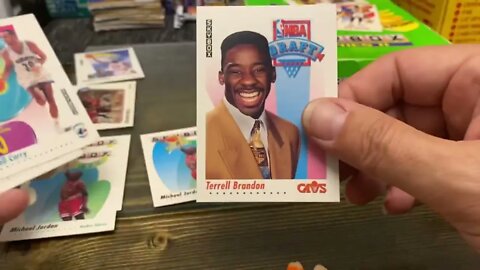 A romantic night with 1991-92 Skybox Basketball SII Box break