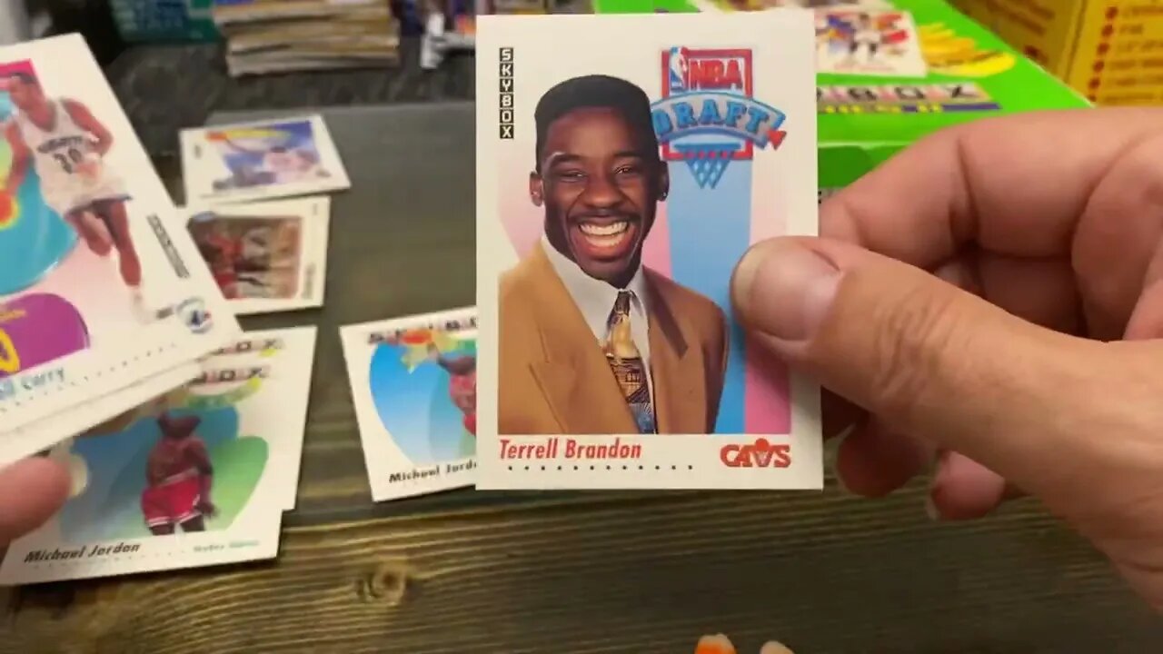 A romantic night with 1991-92 Skybox Basketball SII Box break
