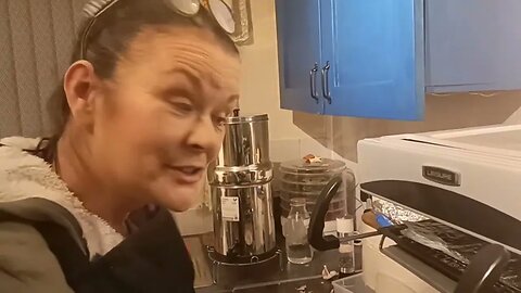 Frugal Pea Soup From The Pods 🙏#costoflivingcrisis #prepping #frugal #community #homemade