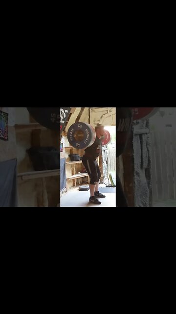 202 kg / 445 lb - Back Squat - Weightlifting Training