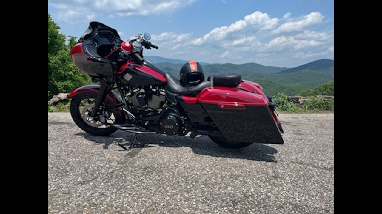 A RIDE THROUGH THE BADLANDS 8/2024